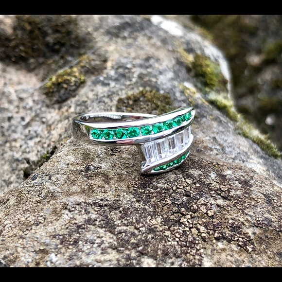 SOLD Emerald Ring - Picture 4 of 8